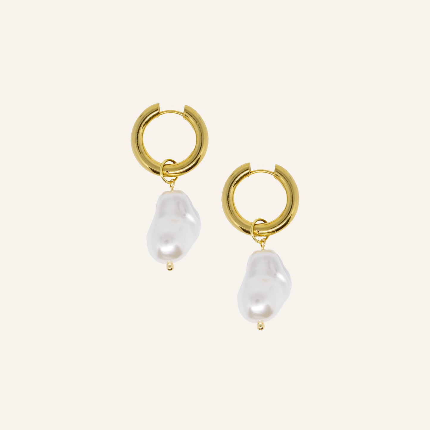 CHIC PEARL HOOPS GOUD