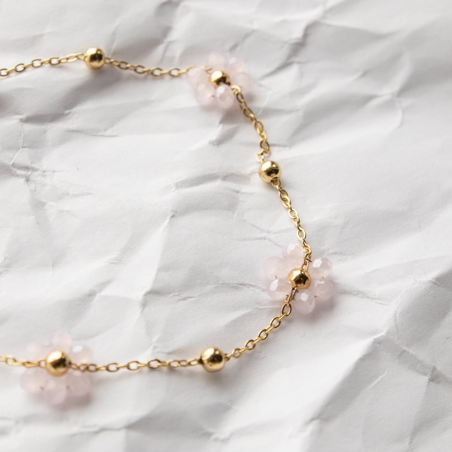 FLOWER BEADS ARMBAND ROZE/GOUD