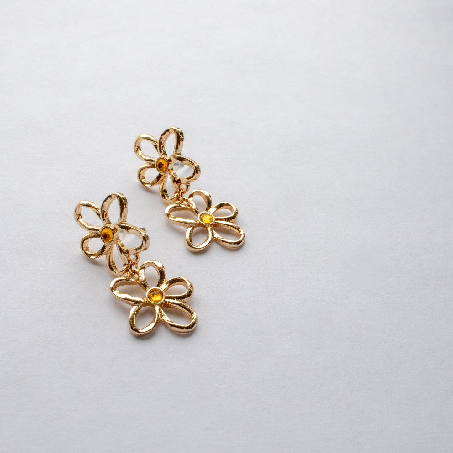 OPEN FLOWER OORBELLEN GOUD