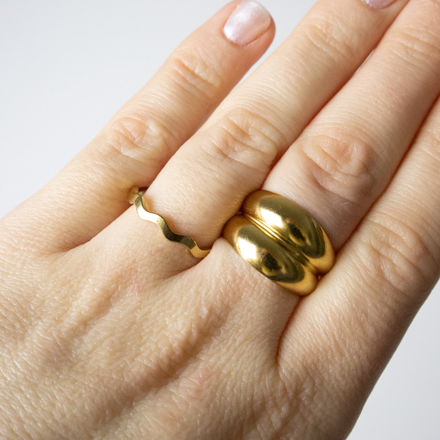 WAVE RING GOUD