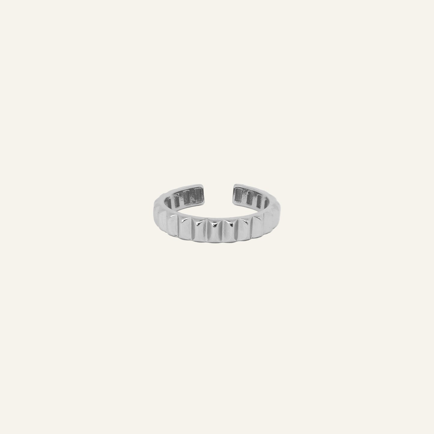 RIBBED RING ZILVER