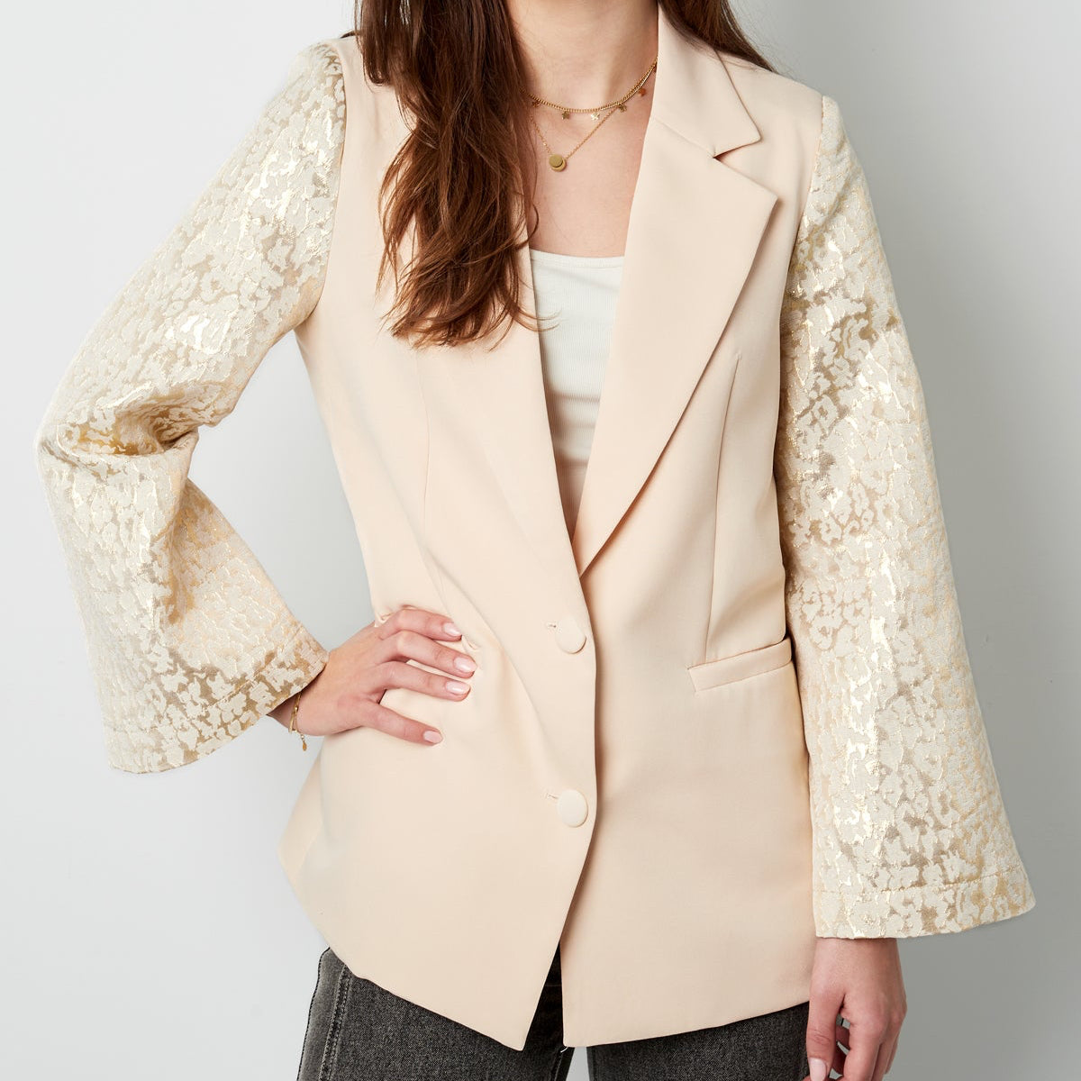 SHINY SLEEVES BLAZER - CRÈME