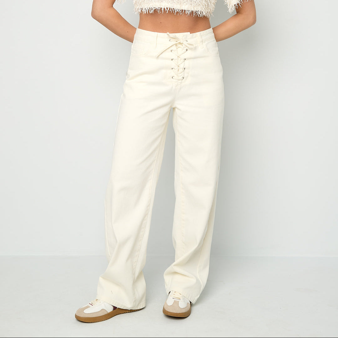 LACED UP JEANS