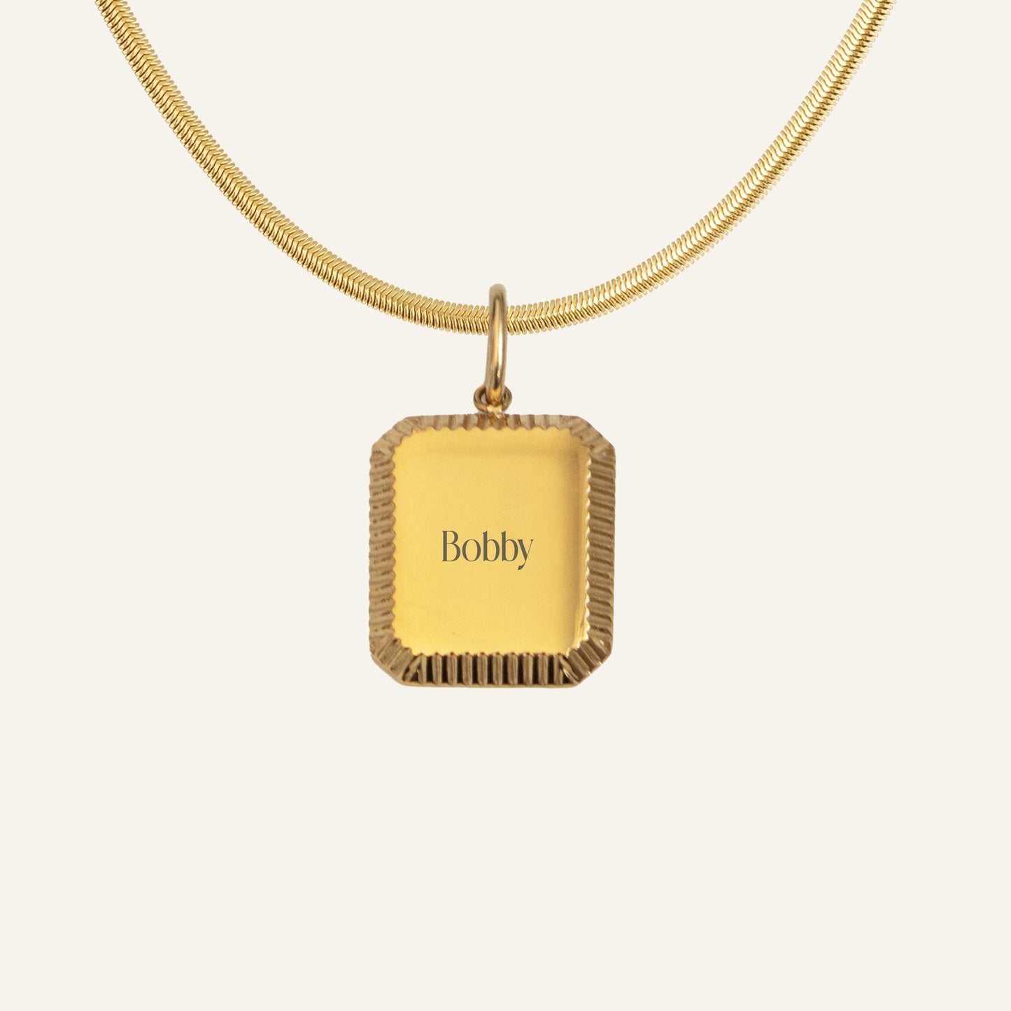 GEGRAVEERDE KETTING MET NAAM #1 - GOUD