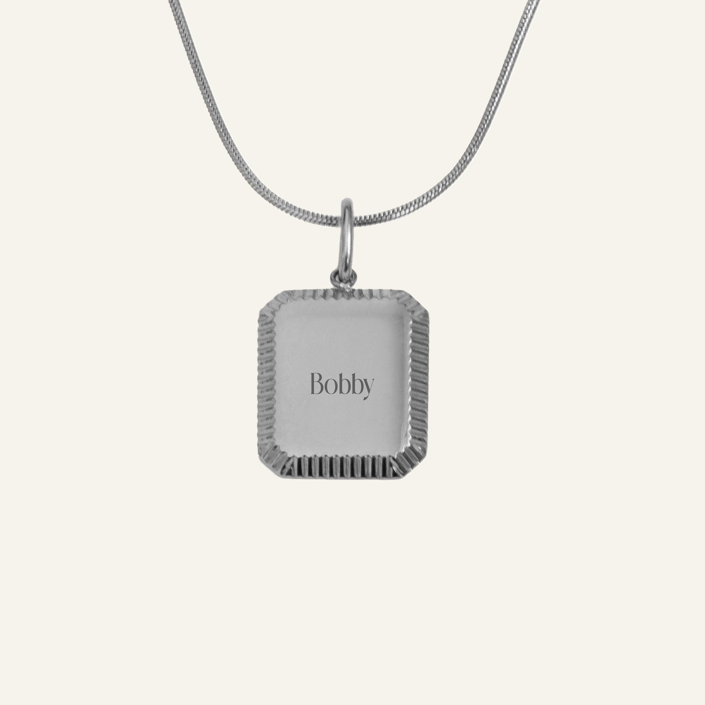 GEGRAVEERDE KETTING MET NAAM #1 - ZILVER