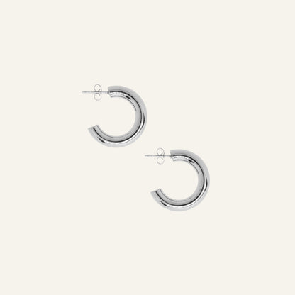 BOLD SIMPLE OORBELLEN - ZILVER