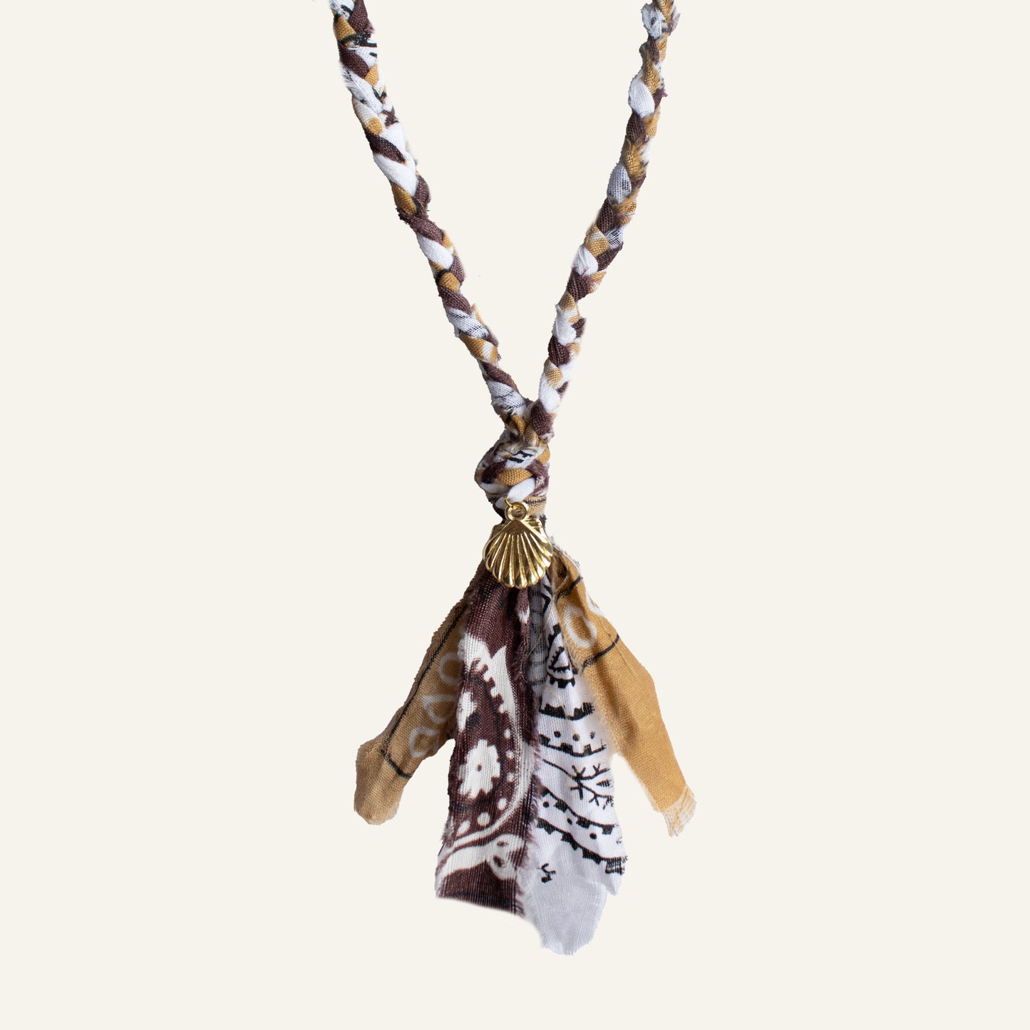 BROWN BANDANA NECKLACE