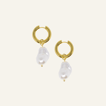 CHIC PEARL HOOPS - GOUD