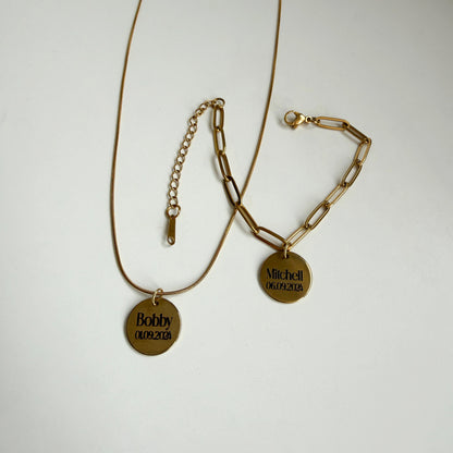 GEGRAVEERDE ARMBAND ROND - GOUD