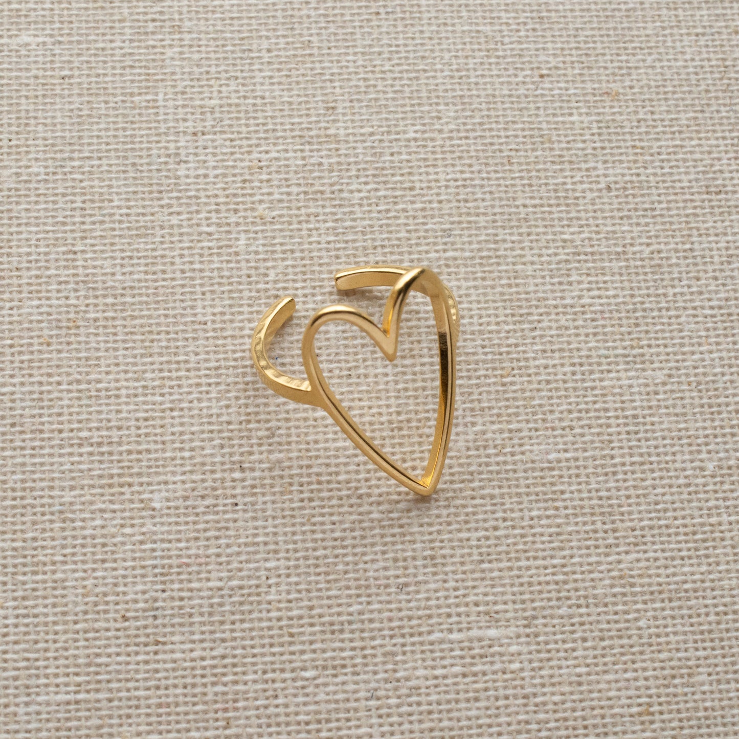 OPEN HEART RING