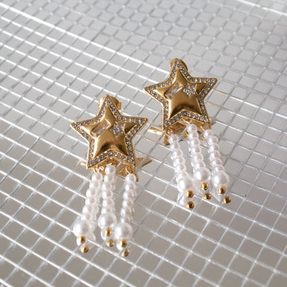 Festive Star Earrings - Gold