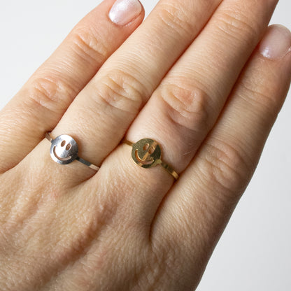 SILVER SMILEY RING
