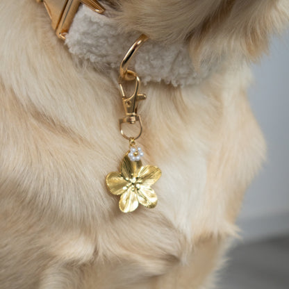Cute Flowers Charm - Gold