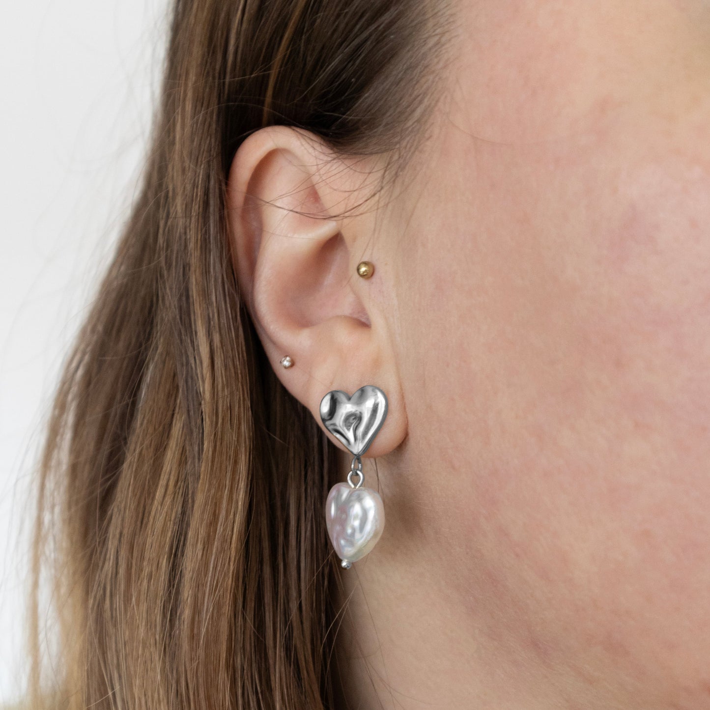 Heart Pearl Earrings - Silver