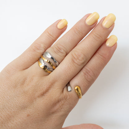 RIPPLE RING - GOLD