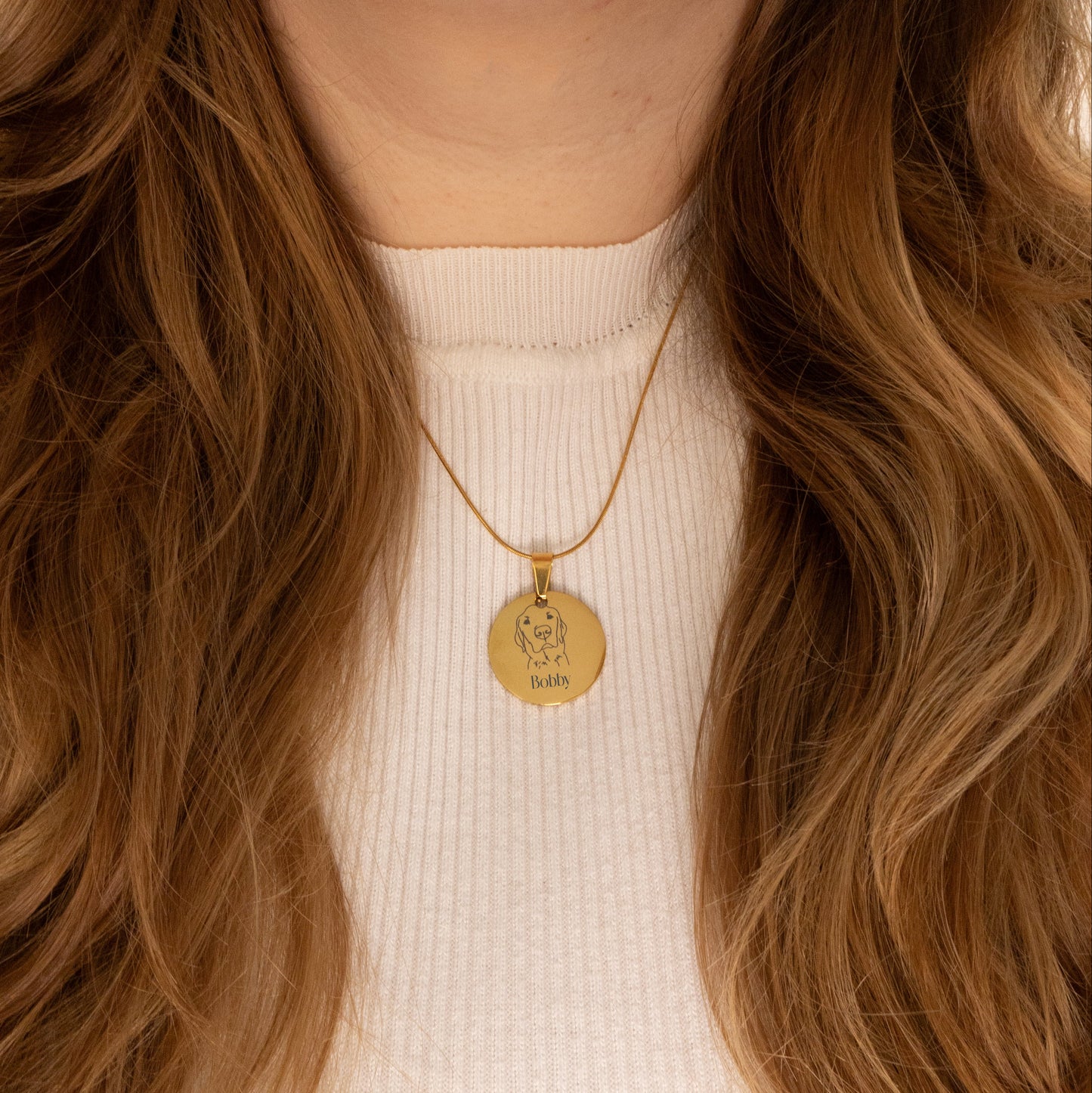 ENGRAVED NECKLACE WITH ILLUSTRATION #2 - GOLD