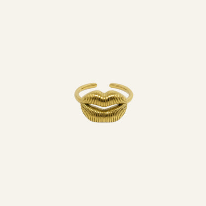 Lip Ring - Gold